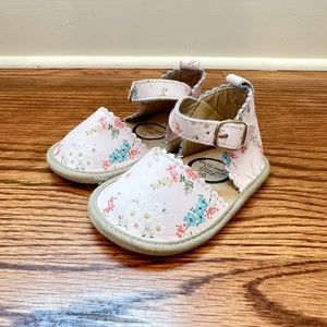 Little Love Bug - Floral Espadrille Sandals